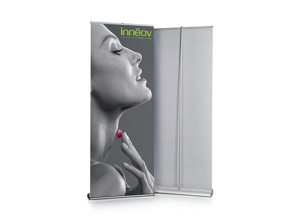 Roll-up Orient S’com Services