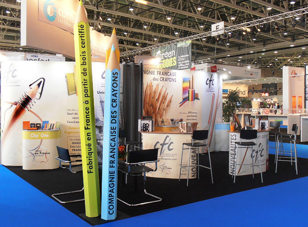 Stand d’exposition courbe Isowave S’com Services