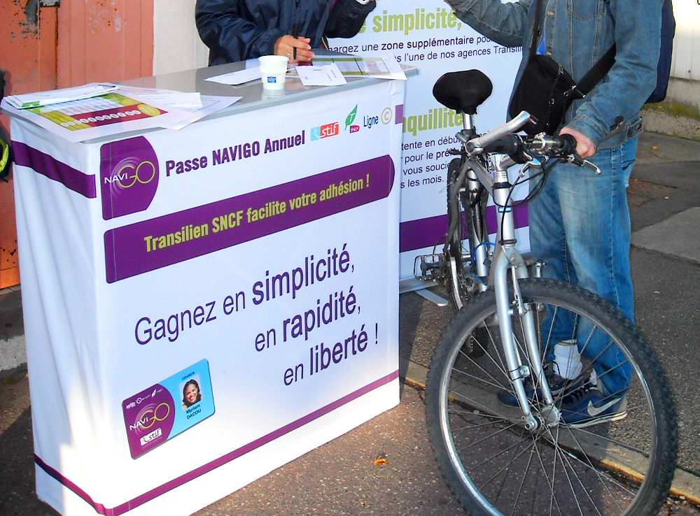 Comptoir pop-up toile personnalisée