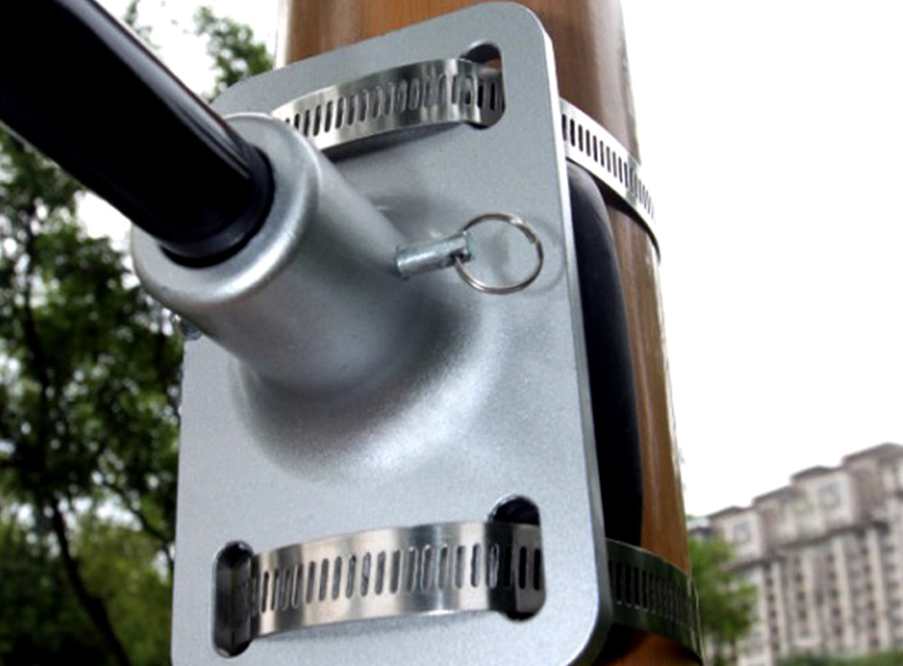 Fixation du drapeau flamme City