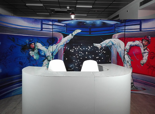 Banque d'accueil et tables